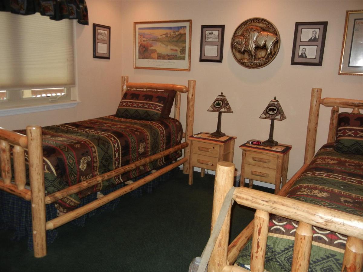 Eddy Rocky Point Ranch, Montana Bed & Breakfast エクステリア 写真